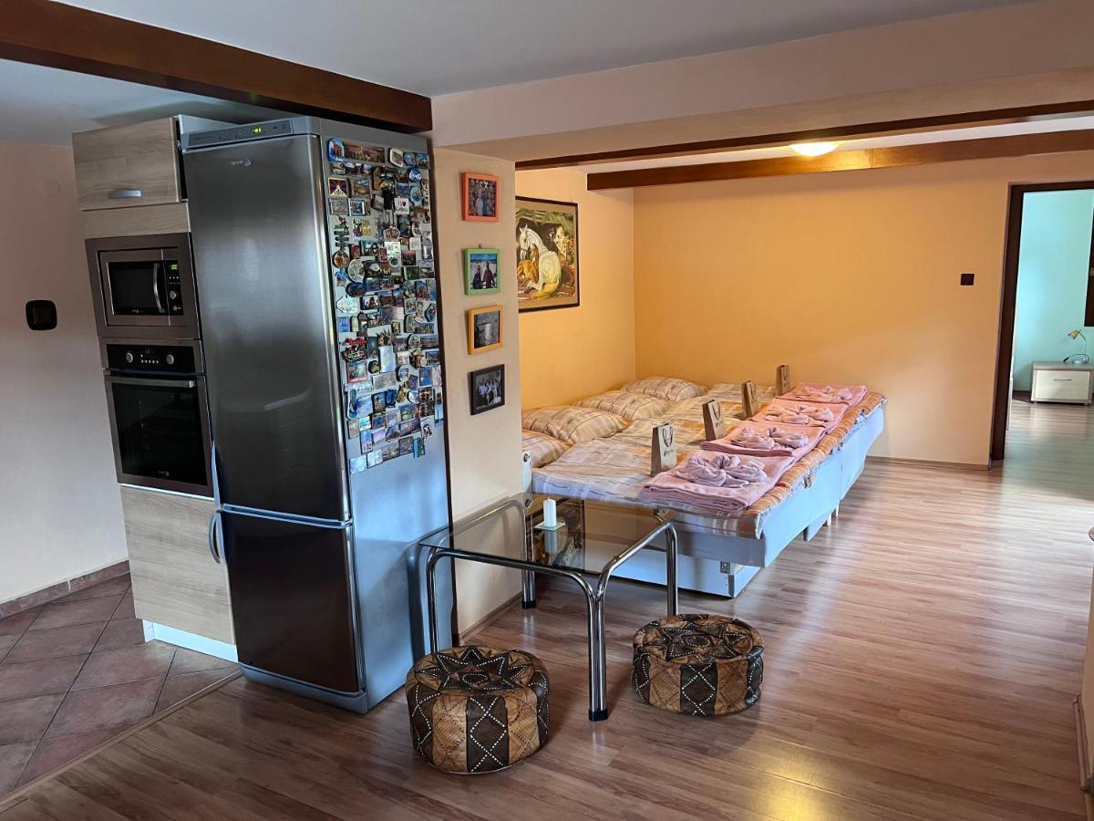 Dafinka Apartment Banska Bystrica Exterior photo